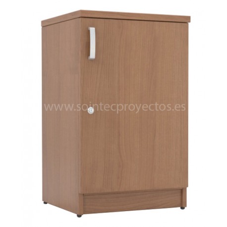 Armario de puerta abatible con estante