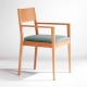 Silla de sala en madera con brazos