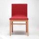 Silla de sala en madera con base reforzada