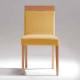Silla de diseño en madera tapizada