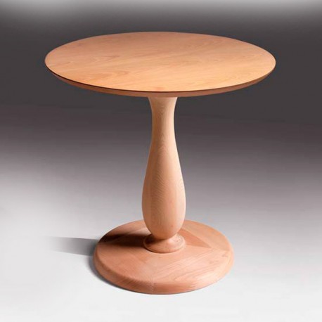 Mesa clásica de madera negra