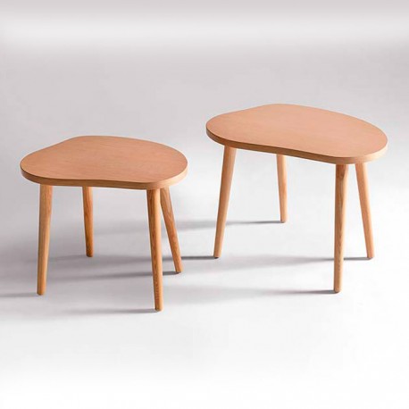 Mesa de madera tapa irregular