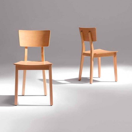 Silla de madera ergonómica