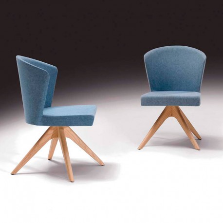 Silla de madera tapizada base trípode