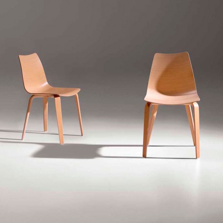 Silla de madera monocasco moderna