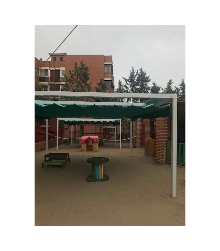 Sointec Proyectos. Pérgola para creación de sombra, ideal para colegios y centros formativos.