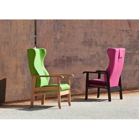 Sillones de madera para residencias