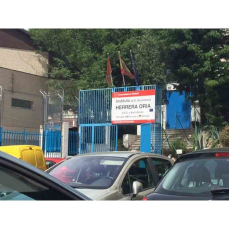 Cartel de centro escolar