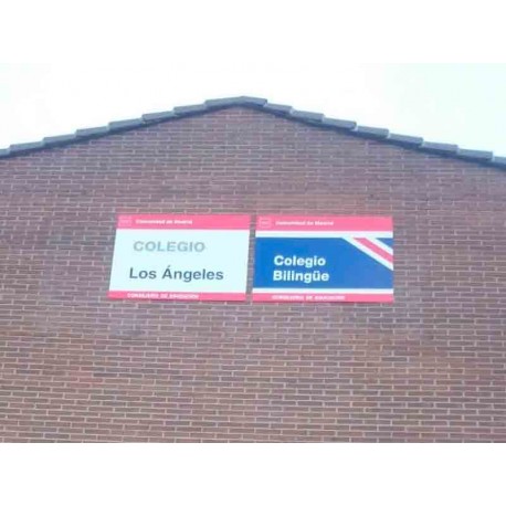 Cartel de centro escolar