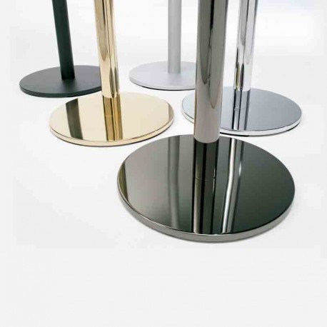 Postes separadores con enganches