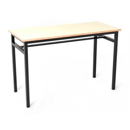 Mesa resistente con base reforzada