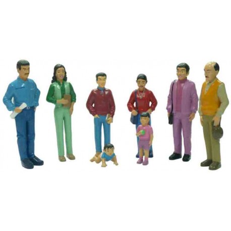 Familia latinoamericana 8 figuras plástico
