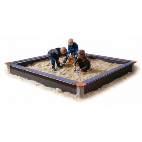 Arenero de juego cuadrado