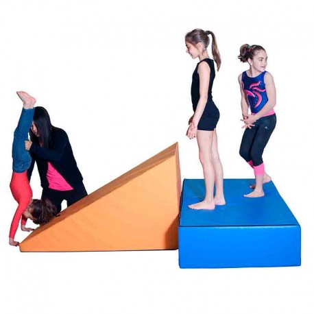 Conjunto gimnasia colchoneta y rampa
