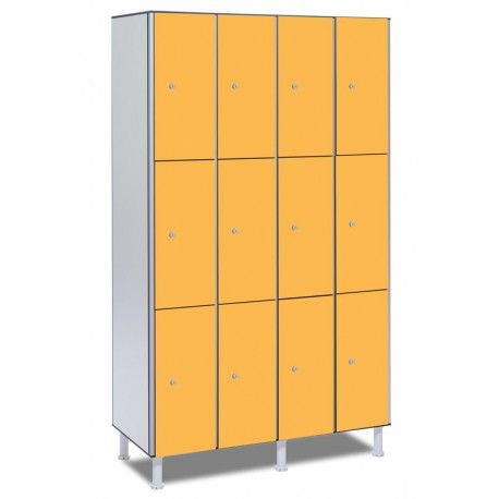 Taquilla fenólica 4 módulos 3 puertas