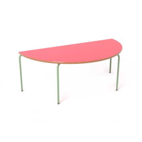Mesa semicircular con patas de acero