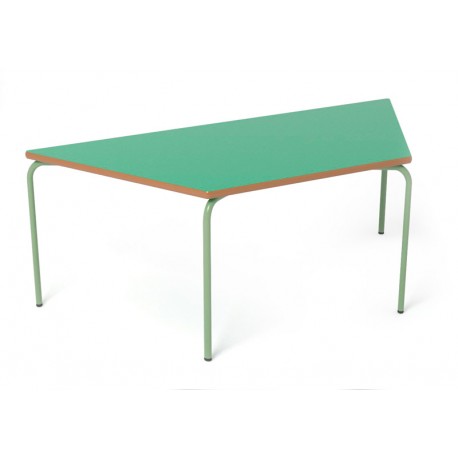 Mesa trapezoidal con patas de tubo